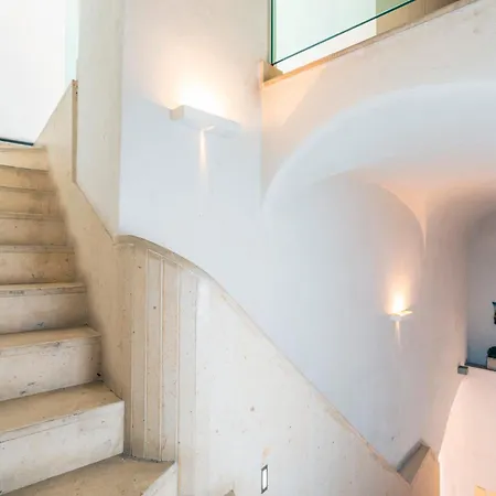 Etnart Gallery House