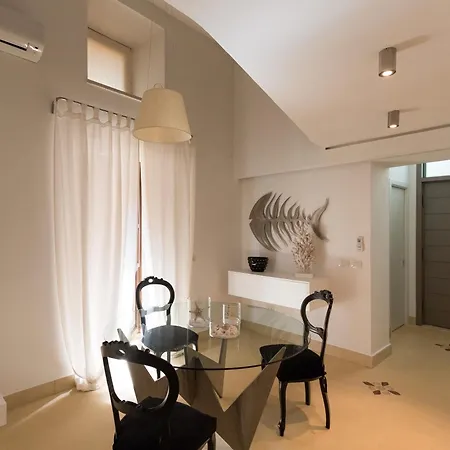 Etnart Gallery House Lägenhet