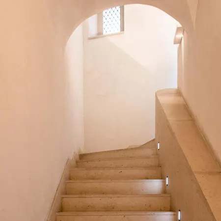 Etnart Gallery House * Katánie